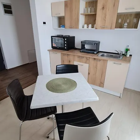 Appartamento Jafar 9 - Spacious 1-Bedroom With Balcony *