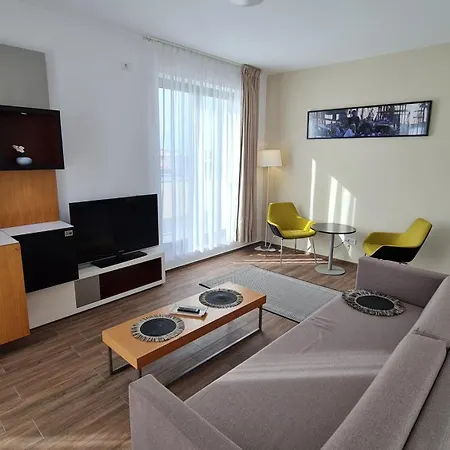 Appartamento Jafar 9 - Spacious 1-Bedroom With Balcony Timisoara