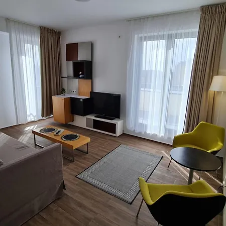 Jafar 9 - Spacious 1-Bedroom With Balcony