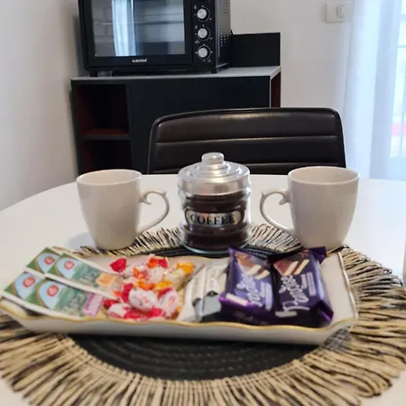 Jafar 9 - Spacious 1-bedroom With Balcony Apartment *
